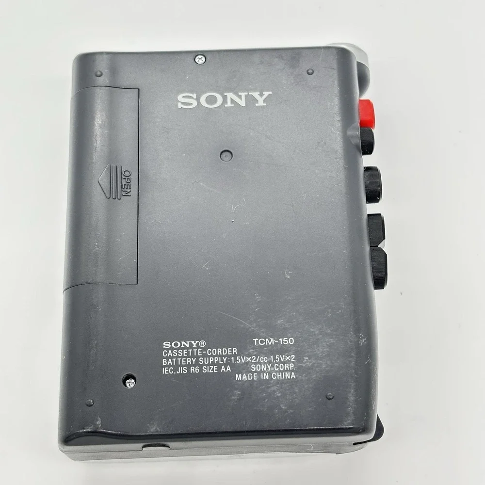 VTG Sony Clear‎ Voice TCM-150 & Sony Walkman Cassette-Corder Silver *Parts Only